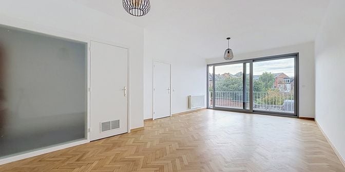 Appartement te huur in Rue Jean Ciparisse 11, 5000 Namur
