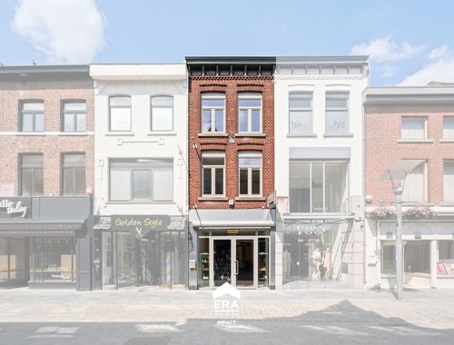                                         Eengezinswoning te koop in Maaseik, € 297.000
