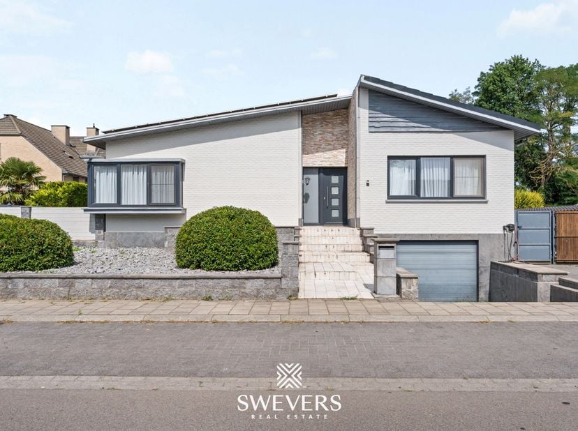 Voor meer info en foto’s, surf naar www.swevers.be – instapklare open bebouwing op een gegeerde, centrale locatie in Diepenbeek, ideaal tussen Hasselt