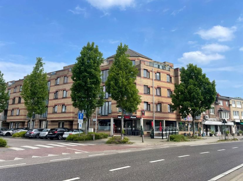 Appartement te koop in weg naar as 73A bus 9,
                    3600 Genk