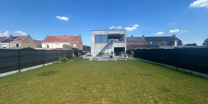 Bedrijfsvastgoed te koop in Rue Du Gheer 93, 7784 Waasten