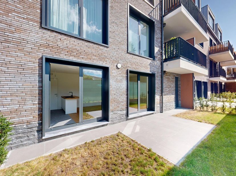 "RESIDENCE SAPHIR", dans un tout nouvel immeuble, très bel appartement de 101 m2 + terrasse et jardin privatif de 35m2 situé au rez de chaussée et ori