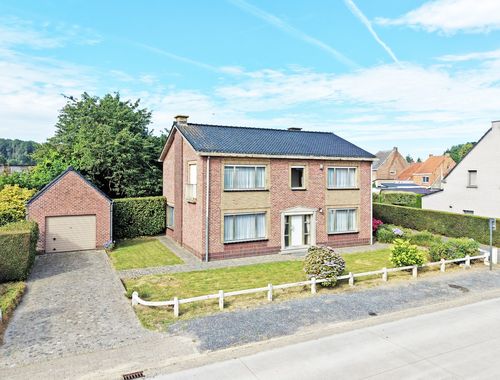                                         Woning te koop in Sint-Lievens-Houtem, € 495.000
