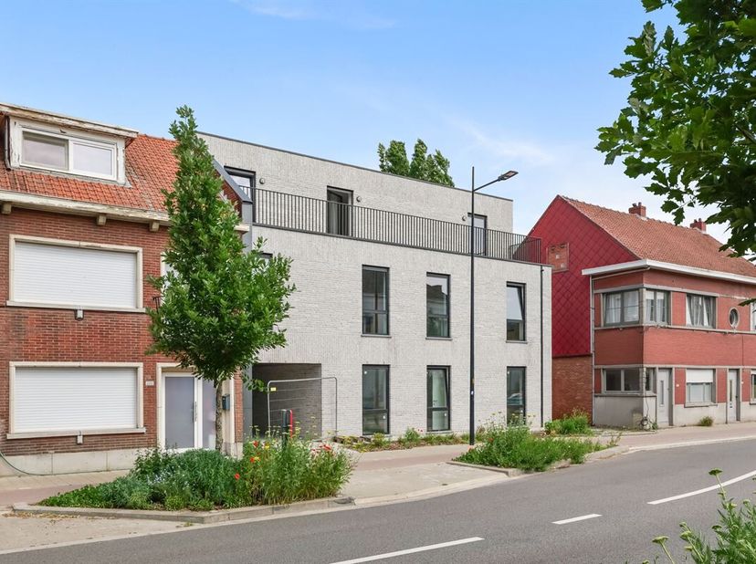 NOUVEAU BÂTIMENT DE CHAMBRES D'ÉTUDIANTS À PARTIR DE 400 EUROS À GEEL <br />
Cette résidence étudiante à petite échelle et flambant neuve, baptisée PA
