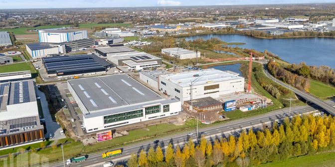 Bedrijfsvastgoed te huur in Nijverheidsstraat 2, 9810 Nazareth