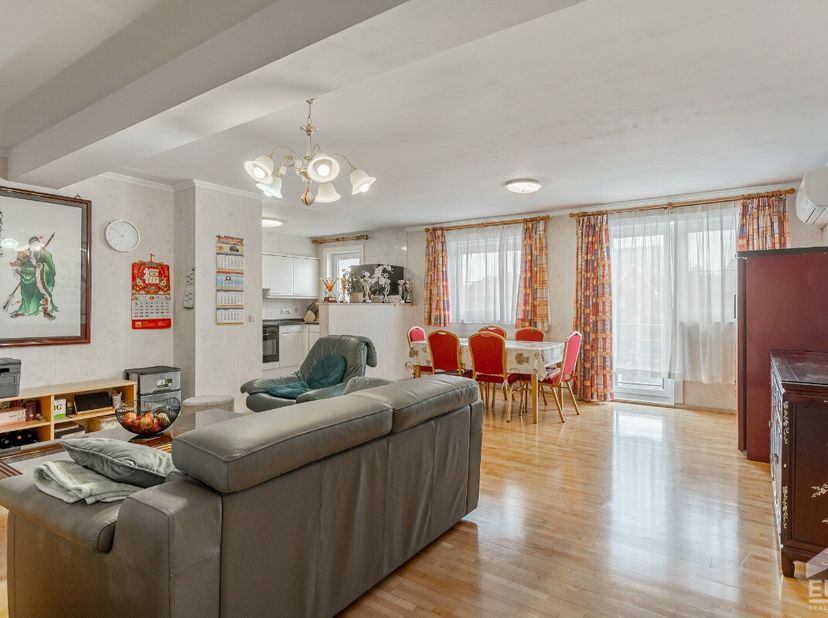 Appartement à vendre
                    à 3600 Genk