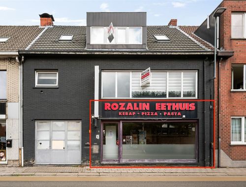                                         Commercieel Gebouw te koop in Brecht, € 249.000
