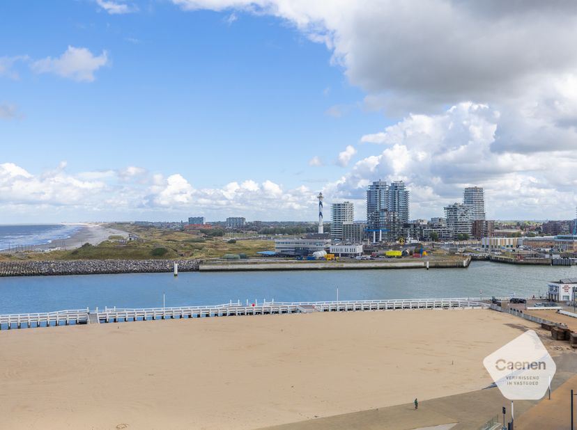 <br />
	Dit twee slaapkamer hoek-appartement is gelegen langs de Albert I-Promenade te Oostende.<br />
	Het appartement is gelegen vlakbij het commerc