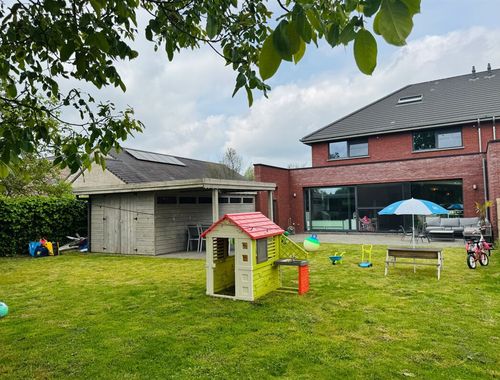                                         Maison à louer à Sint-Pauwels, € 1.600
