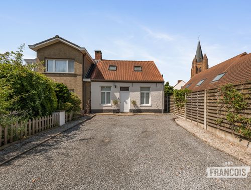                                         Koppelwoning te koop in Ruddervoorde, € 259.000
