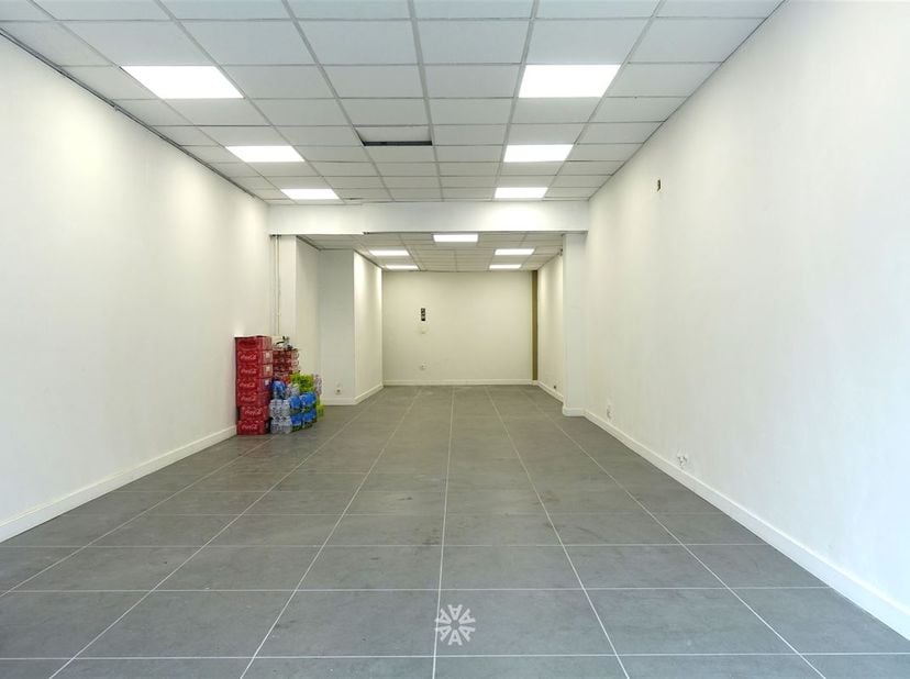 Bedrijfsvastgoed te huur in Voormuide 39A,
                    9000 Gent