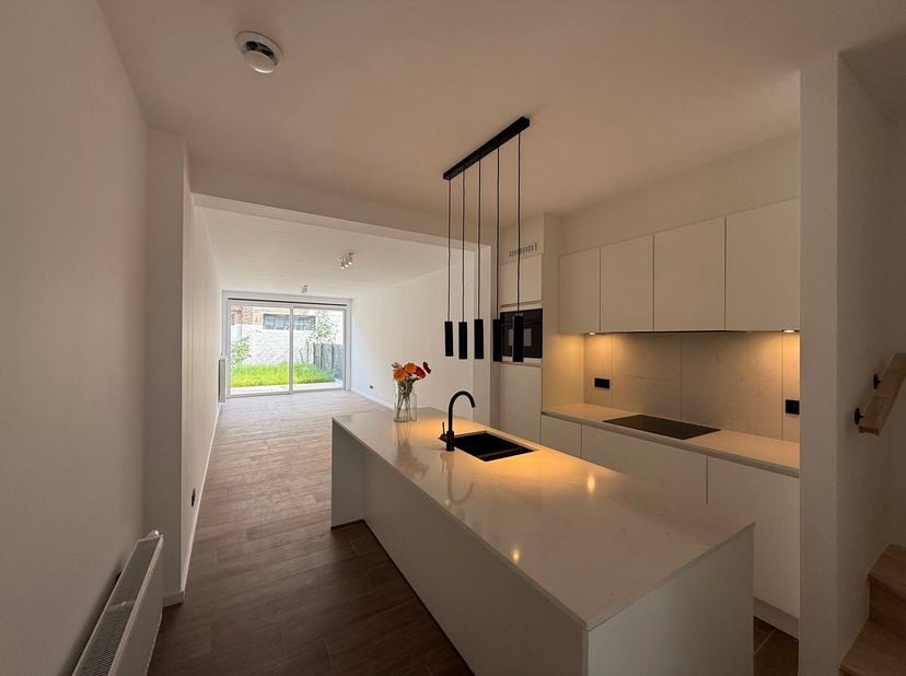 Maison à louer à Zottegem !<br />
Vous recherchez une maison prête à emménager, à faible consommation d’énergie et bénéficiant d’un excellent emplacem