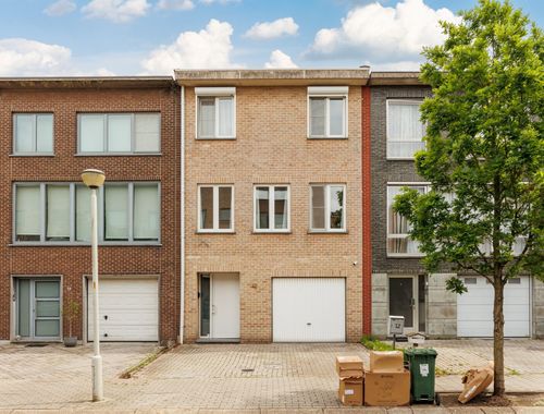                                         Bel-étage te koop in Aartselaar, € 450.000
