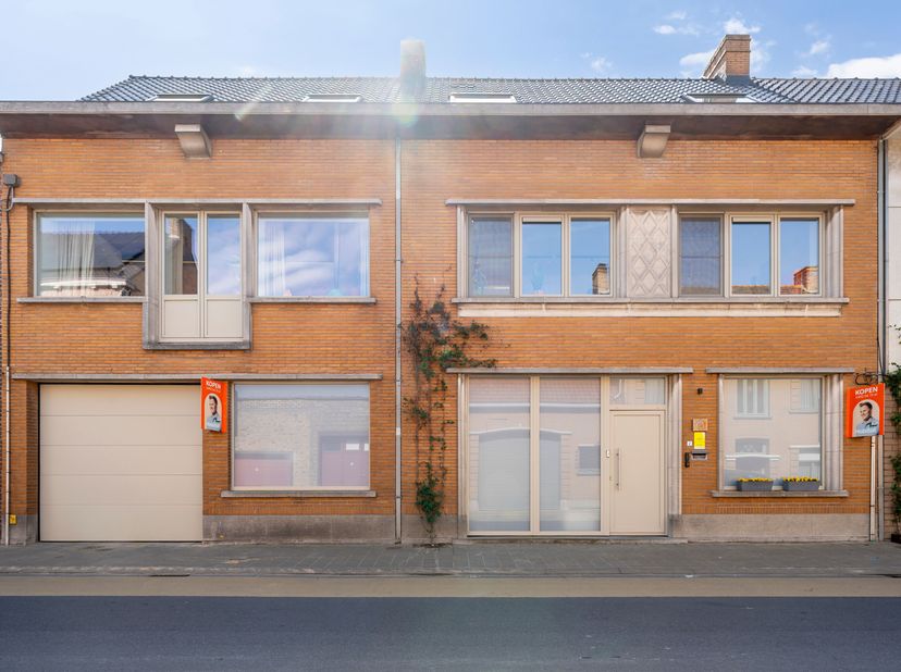Deze voormalige tabaksfabriek werd met respect voor haar industriële verleden herontwikkeld tot een unieke woonplek waar ruw karakter en hedendaags co