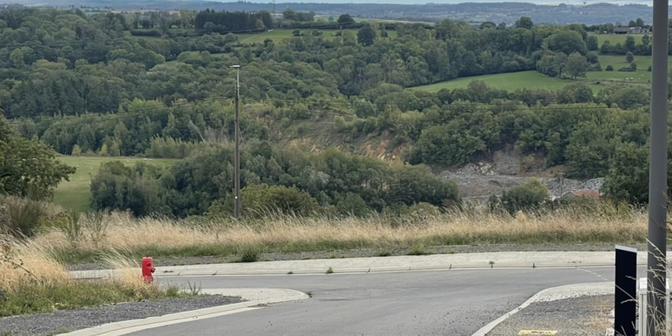Grond te koop in Grand Enclos lot 2, 4171 Poulseur