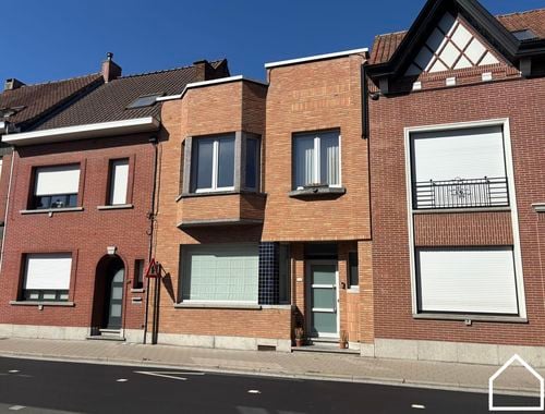                                         Woning te huur in Wevelgem, € 1.000
