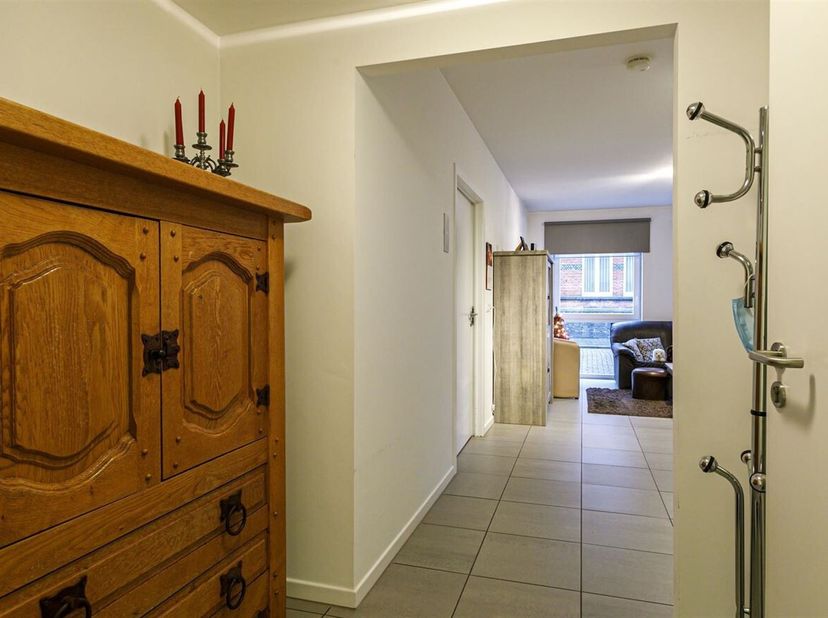 Serviceflat in hartje Arendonk met 1 slaapkamer.<br />
Ligging: <br />
Gelegen nabij het centrum van Arendonk met winkels, eetgelegenheden en openbaar