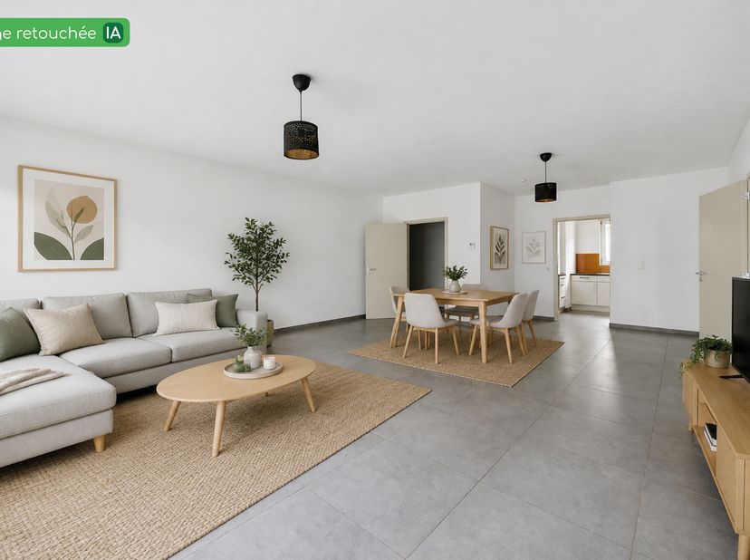 Appartement te koop in ,
                    7700 Moeskroen
