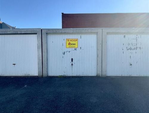                                         Box à vendre à Roeselare, € 20.000
