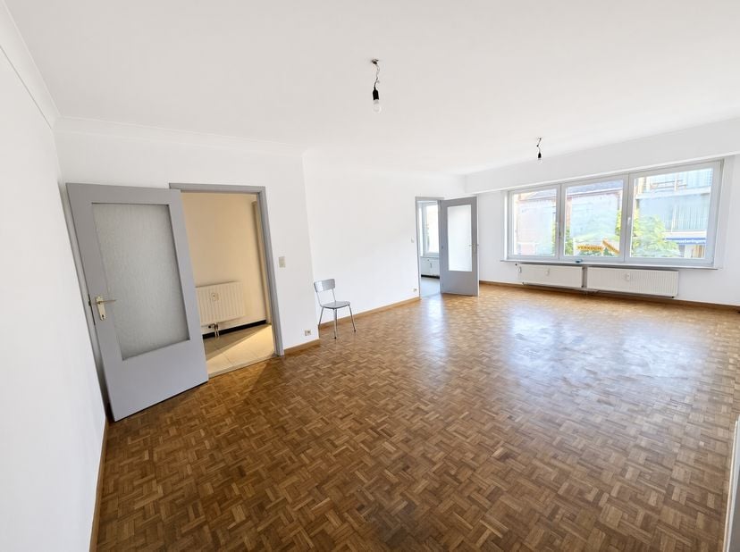 Appartement te huur in Maastrichtersteenweg 189,
                    3500 Hasselt