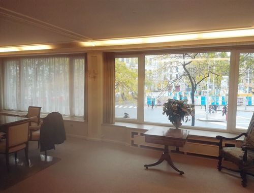                                         Bureaux à vendre à Saint-Gilles, € 295.000
