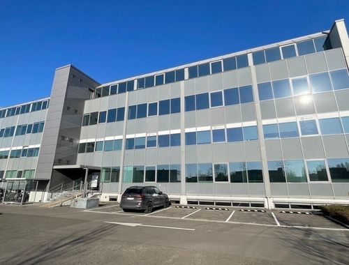                                         Kantoor te huur in Deurne, € 3.825
