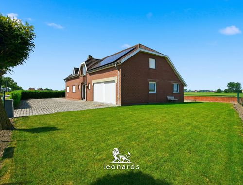                                         Woning te koop in Ledegem, € 429.000
