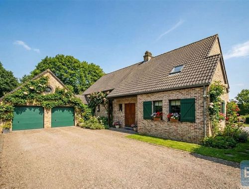                             Villa te koop in Forêt
