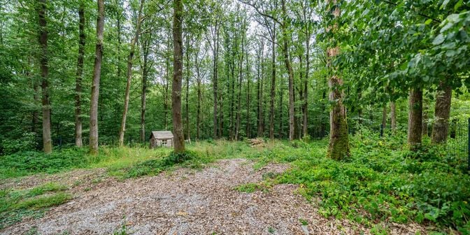 Terrain à vendre à 5600 Neuville