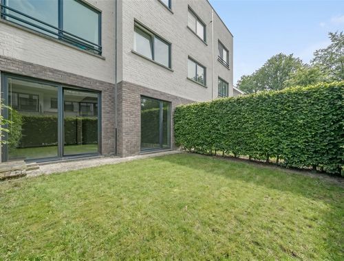                                         Gelijkvloers app. te koop in Ukkel, € 375.000
