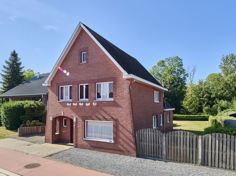 Maison à vendre
                    à 3670 Meeuwen