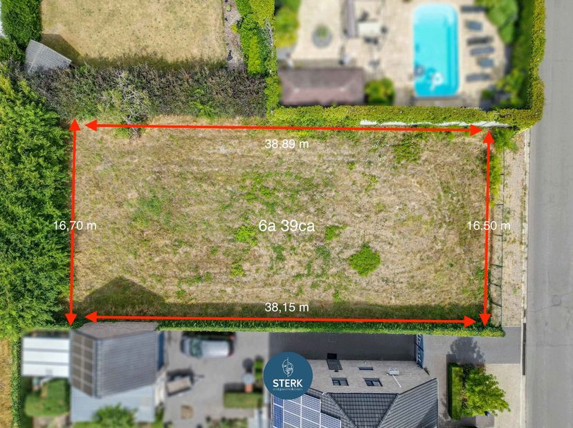 BOUWGROND VAN 6A 39CA VOOR OPEN BEBOUWING OP EEN TOPLOCATIE TE LANAKEN ! <br />
<br />
We vinden deze open bouwgrond van 6a 39ca terug te Lanaken. <br