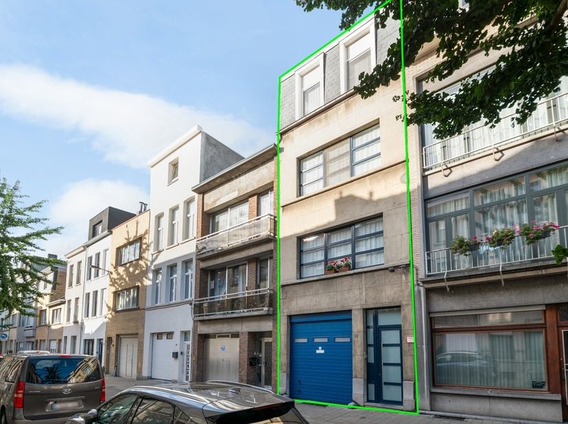 Huis te koop in Perenstraat 14,
                    2060 Antwerpen