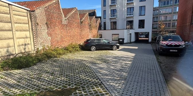 Garage te huur in Oude Haachtsesteenweg 111 bus P1, 1831 Diegem