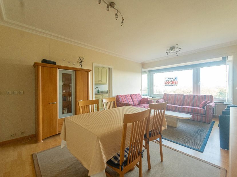 Appartement te koop in Karel Janssenslaan 7,
                    8400 Oostende