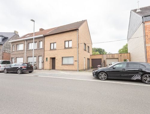                                         Woning te koop in Schoten, € 320.000
