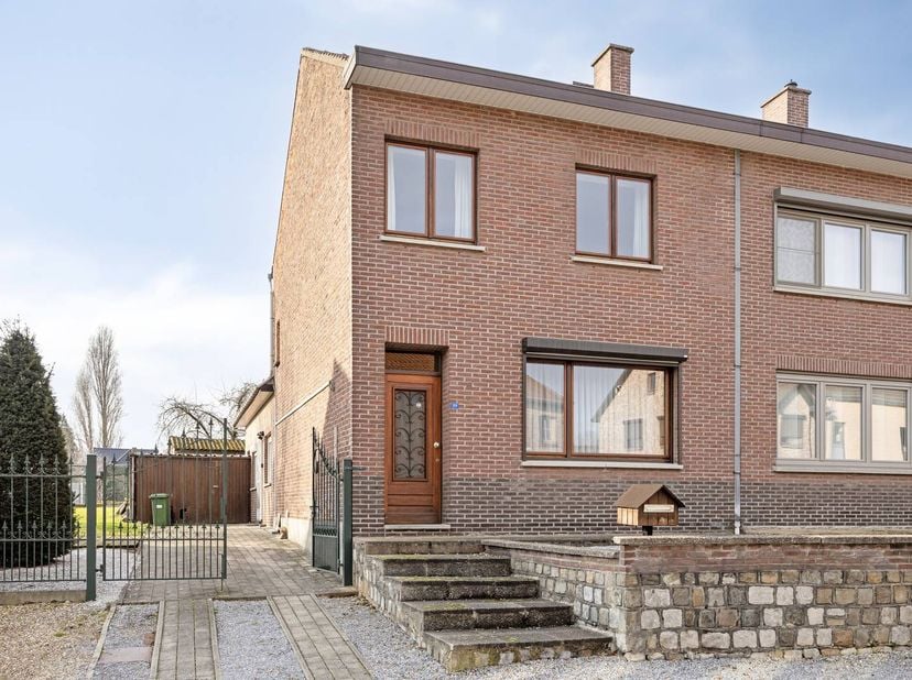 Maison à vendre à Heuvelstraat 77,
                    3620 Lanaken