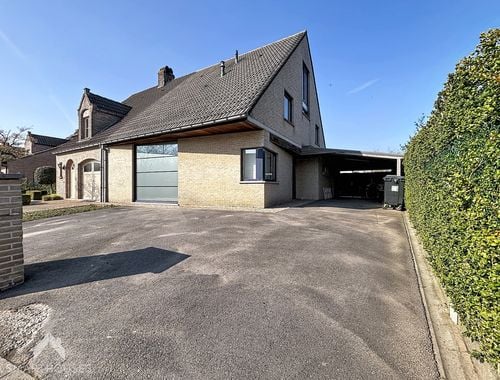                                         Maison à vendre à Oedelem, € 595.000
