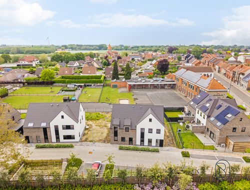                                         Woning te koop in Sint-Baafs-Vijve, € 379.500

