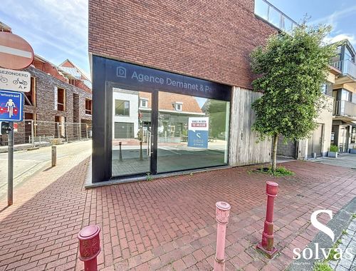                                         Bureaux à louer à Merendree, € 695
