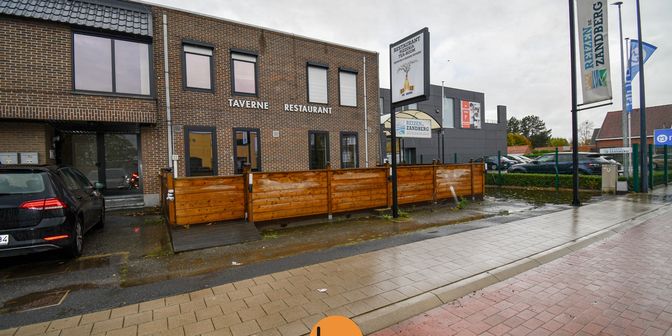 Bien professionnel à louer à Roeselaarsestraat 489, 8870 Izegem
