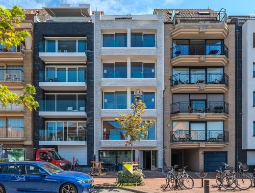                                         Appartement à vendre à Knokke, € 425.000

