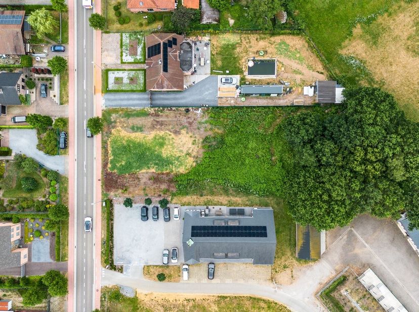 Investeringskans te Lummen: Ontwikkelingsproject van 2 complementaire bouwpercelen (Lot 1 &amp; Lot 2)<br />
<br />
Ligging: <br />
<br />
De ligging