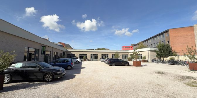 Bedrijfsvastgoed te huur in Begijnhoflaan 464 - D bus U4, 9000 Gent