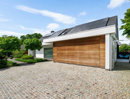                                         Villa à vendre à Bevel, € 649.000
