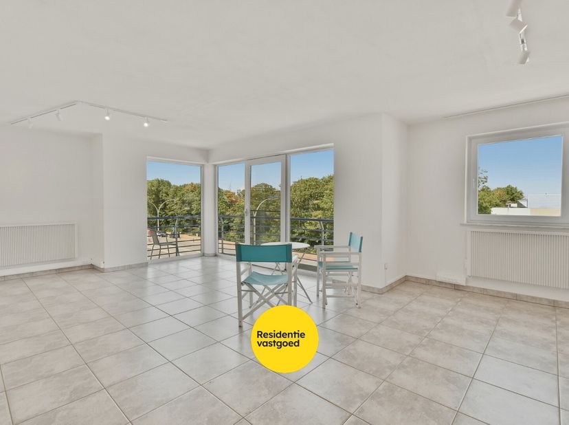 Appartement à louer
                    à 8400 Mariakerke