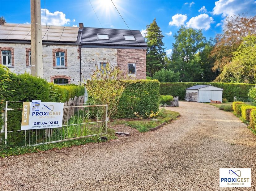 Maison à louer à Rue de Courrière 12,
                    5340 Faulx-les-Tombes
