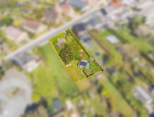                                         Bouwgrond te koop in Onkerzele, € 120.000
