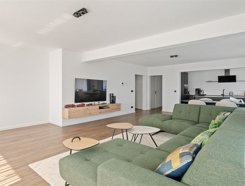                                         Appartement à vendre à Deurne, € 359.000
