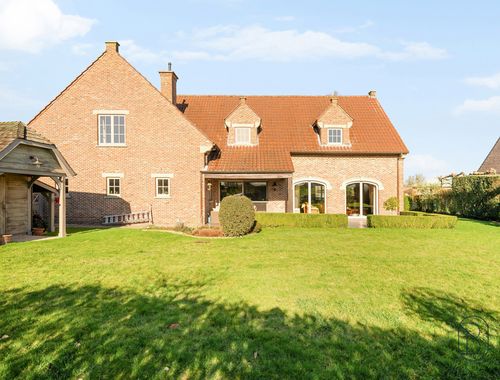                                         Villa à vendre à Sint-Martens-Lennik, € 1.195.000
